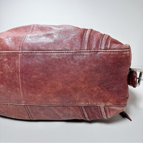 Elegant Brown Leather Hobo Bag - Picture 11 of 14